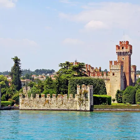 Vakantiehuis In Near Garda Lazise