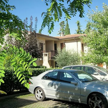 Vakantiehuis In Near Garda *