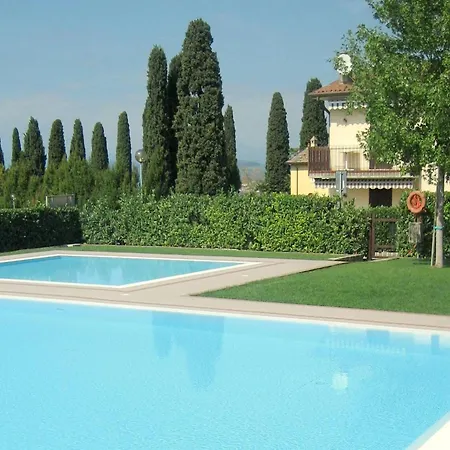 In Near Garda * Lazise