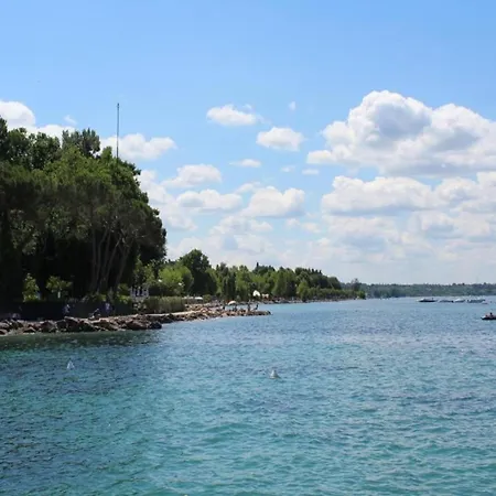 In Near Garda * Lazise